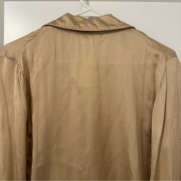 Aritzia Wilfred Peaufiner Annie Satin Beige/Bronze Blouse Size Small Women’s NWT - Picture 9 of 12